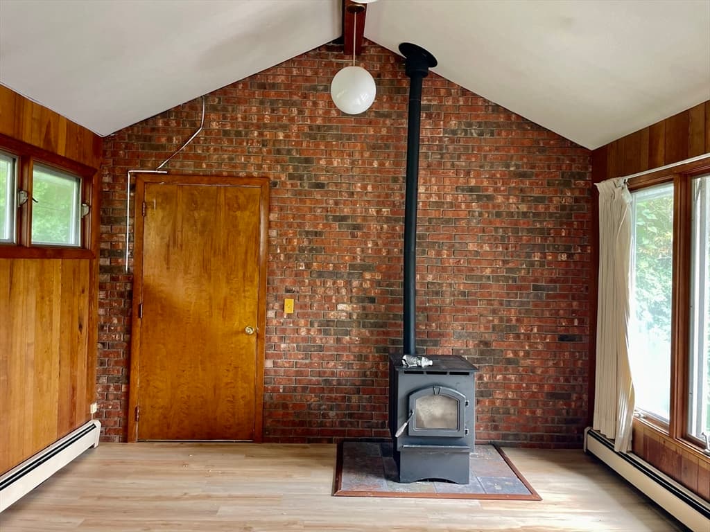 51 Jeffrey Ln, Amherst MA 01002 photo 18