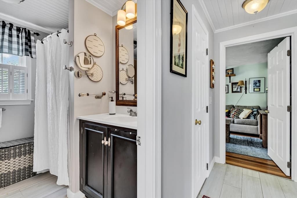 Single Family Residence at 7 Hill Wood Way, Sandwich MA 02537, Sandwich, photo 27 of 38