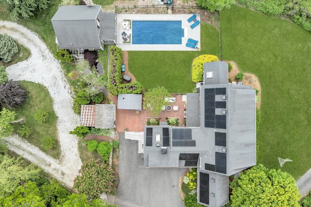 Single Family Residence at 7 Hill Wood Way, Sandwich MA 02537, Sandwich, photo 6 of 38
