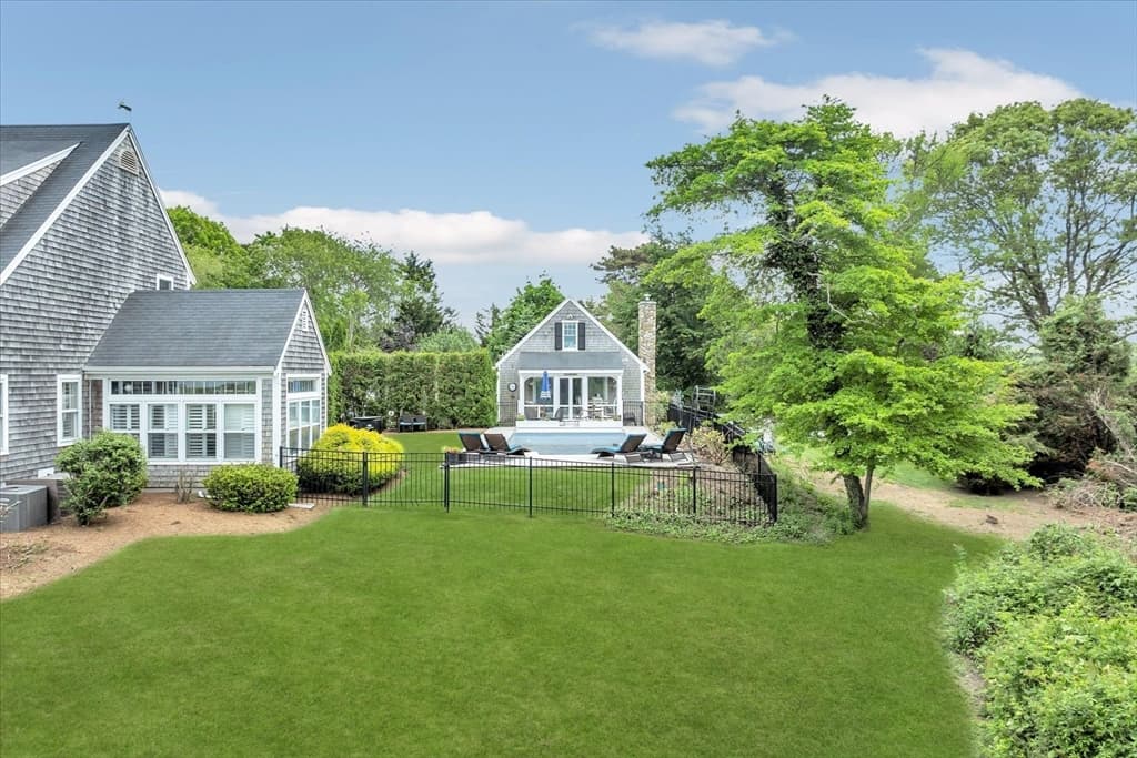 Single Family Residence at 7 Hill Wood Way, Sandwich MA 02537, Sandwich, photo 7 of 38