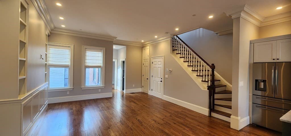 Multi Family at 118 F, Boston MA 02127, photo 6 of 22