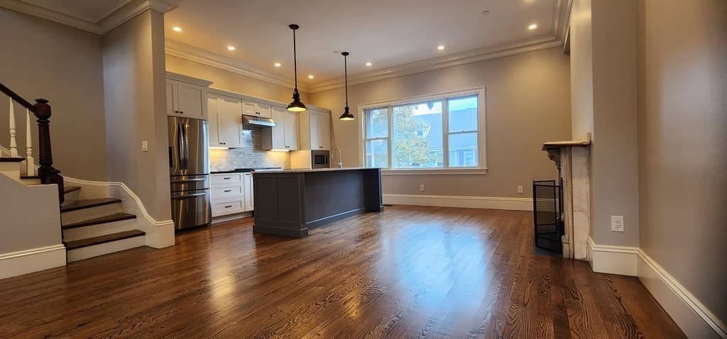 Multi Family at 118 F, Boston MA 02127, photo 4 of 22