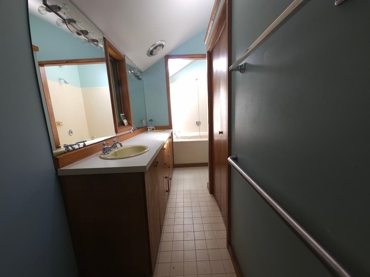 Single Family Residence at 119 Buffam Rd, Pelham MA 01002, photo 12 of 18