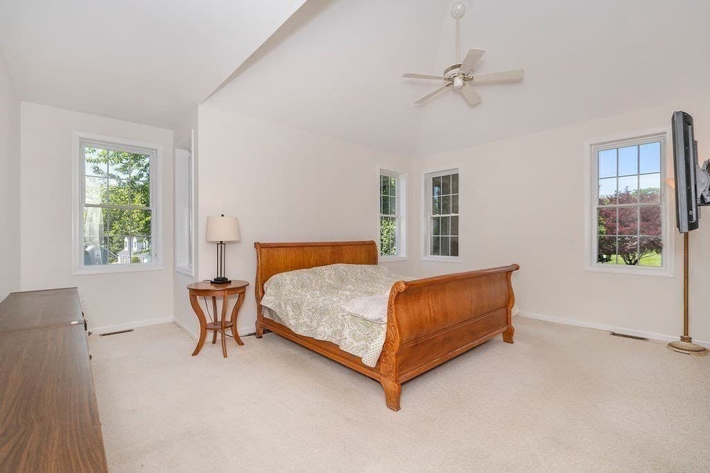 Single Family Residence at 14 Rosewood Drive, Haverhill MA 01832, photo 15 of 38