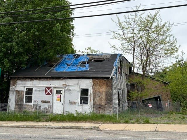 68 E Broadway, Gardner MA 01440