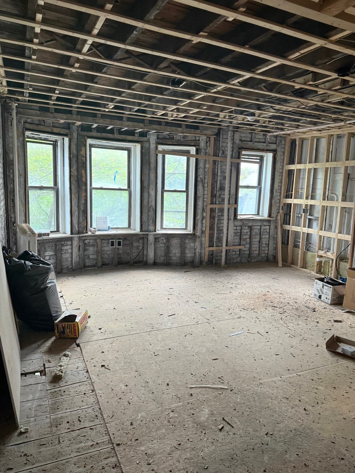 Condominium at 285 Lynn Shore Drive # 305, Lynn MA 01902, Lynn, photo 3 of 10