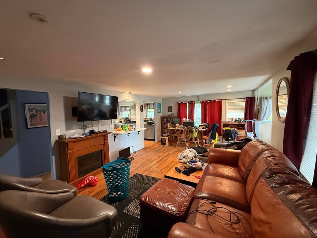 Single Family Residence at 171 S Main St, Lanesborough MA 01237, photo 6 of 15