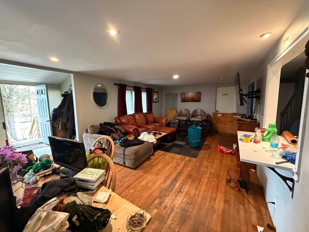 Single Family Residence at 171 S Main St, Lanesborough MA 01237, photo 5 of 15