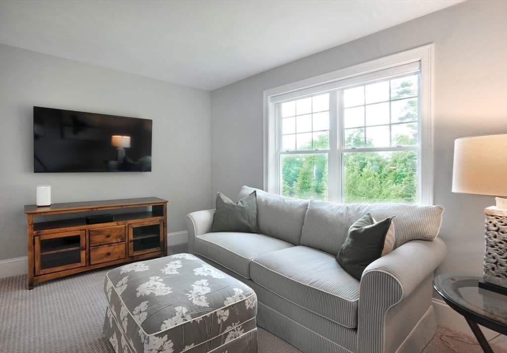 Condominium at 7 Hillcrest Circle # 7, Norwell MA 02061, Norwell, photo 10 of 19