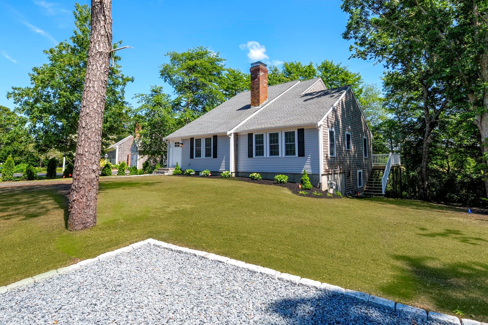 Single Family Residence at 28 Seminole Dr, Yarmouth MA 02675, Yarmouth, photo 3 of 32