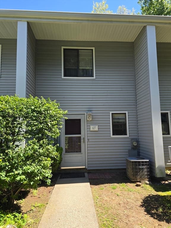555 Russell St # 65, Westfield MA 01085