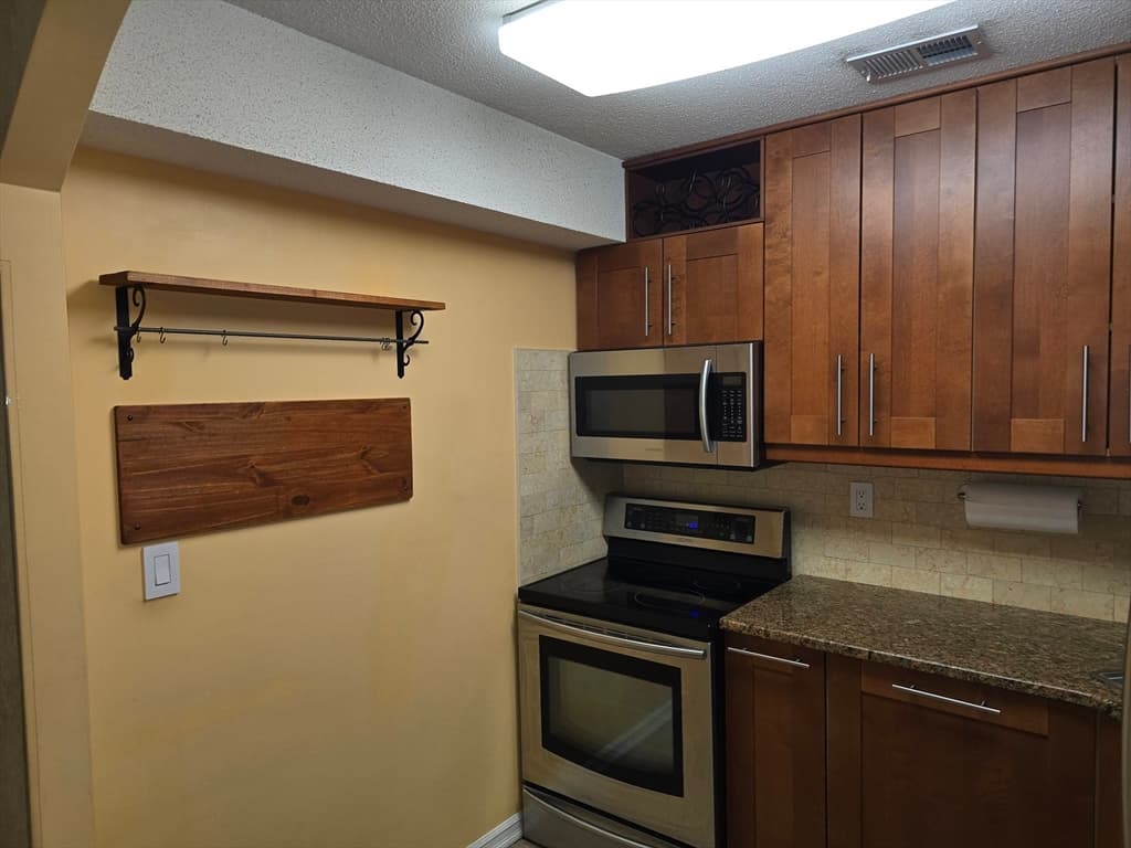 555 Russell St # 65, Westfield MA 01085 photo 4