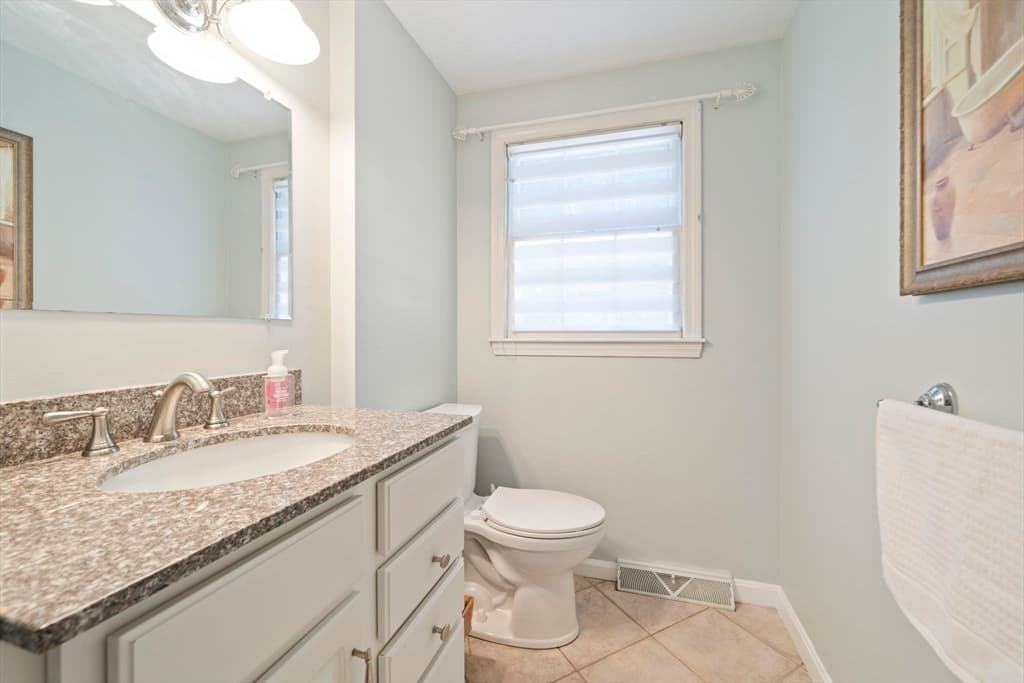 24 Pontiac Road, Walpole MA 02081 photo 16