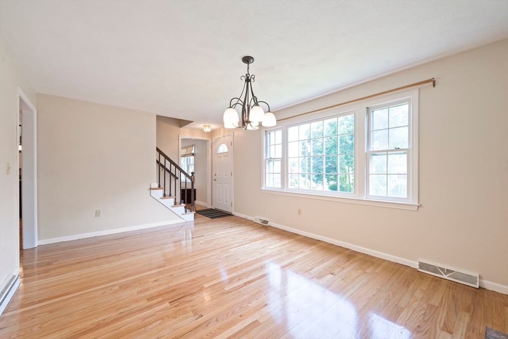 24 Pontiac Road, Walpole MA 02081 photo 10