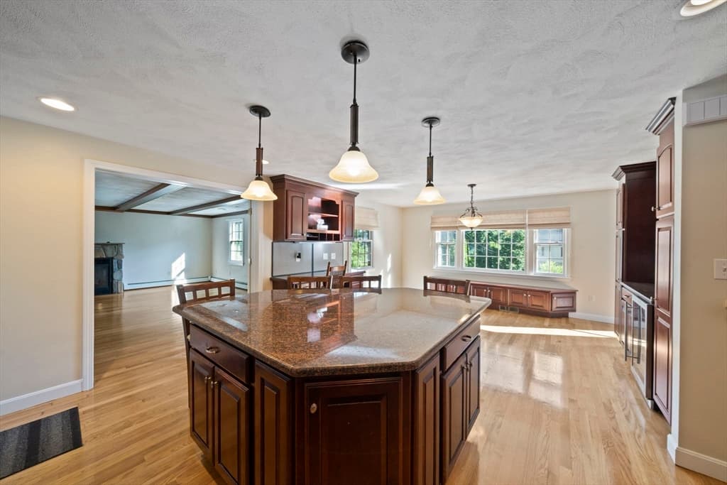 24 Pontiac Road, Walpole MA 02081 photo 8
