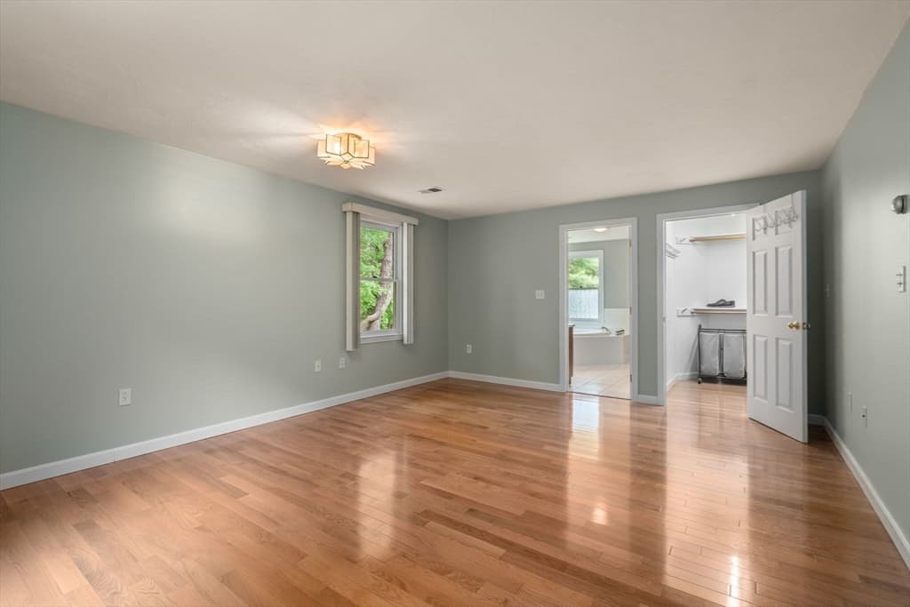 17 Leonard St, Lakeville MA 02347 photo 16