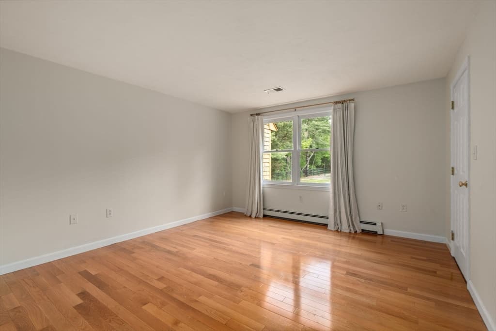 17 Leonard St, Lakeville MA 02347 photo 19