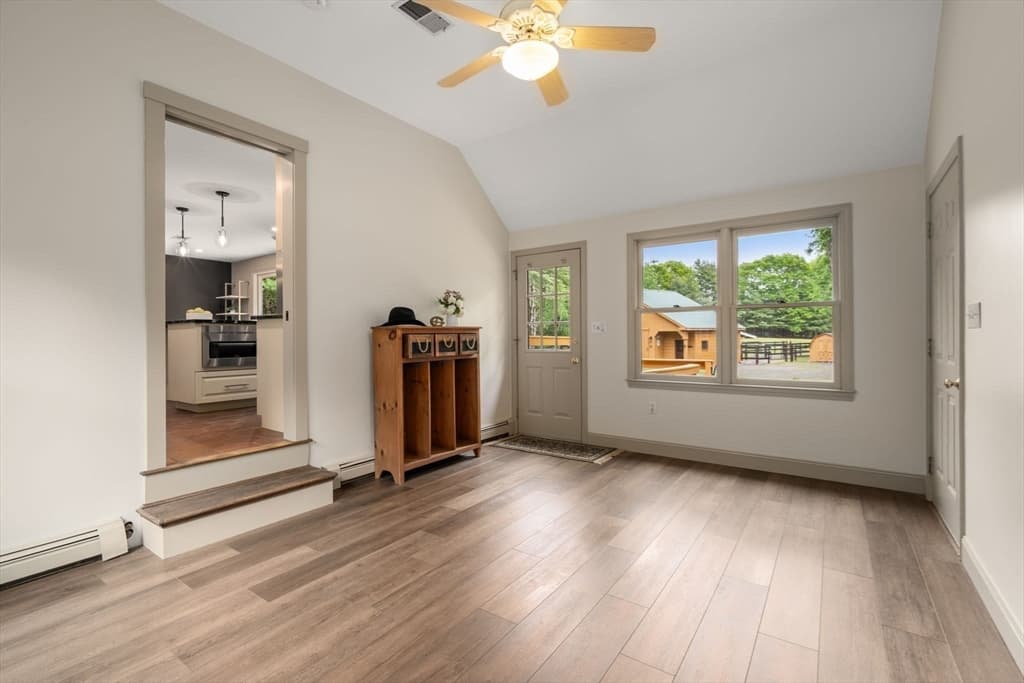17 Leonard St, Lakeville MA 02347 photo 8