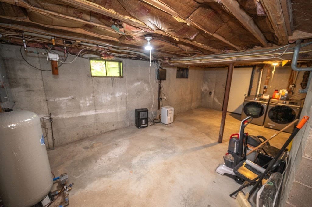 Single Family Residence at 586 Turnpike St, Stoughton MA 02072, photo 22 of 23