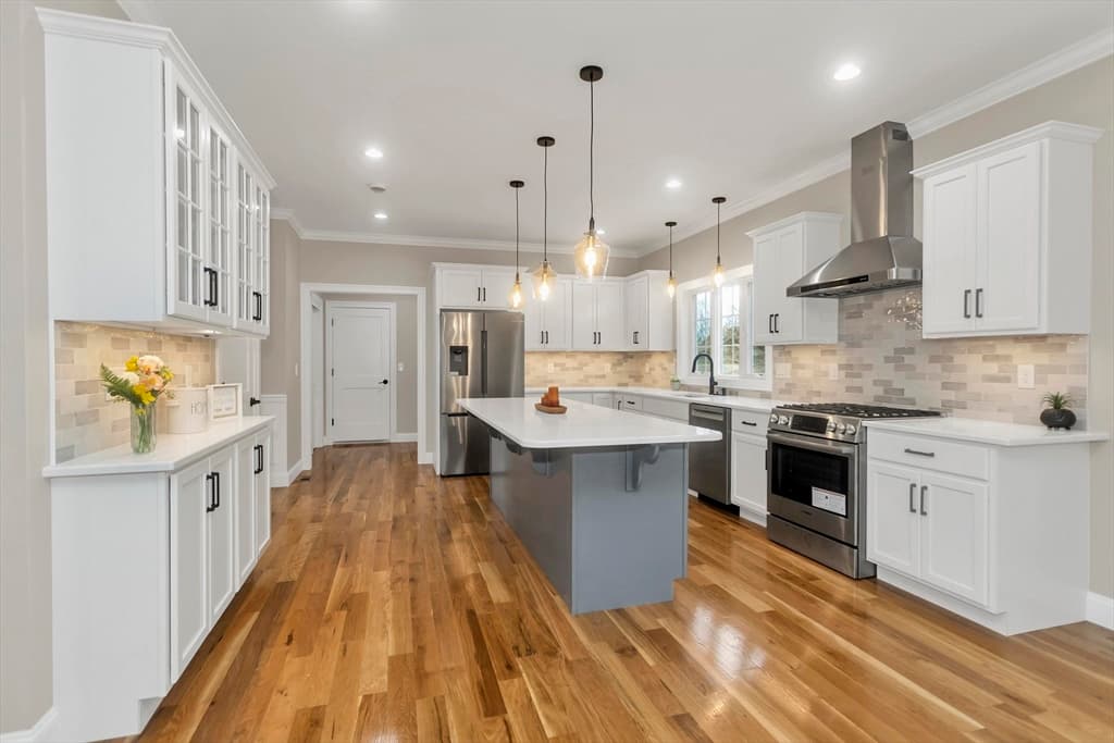 Single Family Residence at 1 Scarlett Drive, East Longmeadow MA 01028, East Longmeadow, photo 6 of 42
