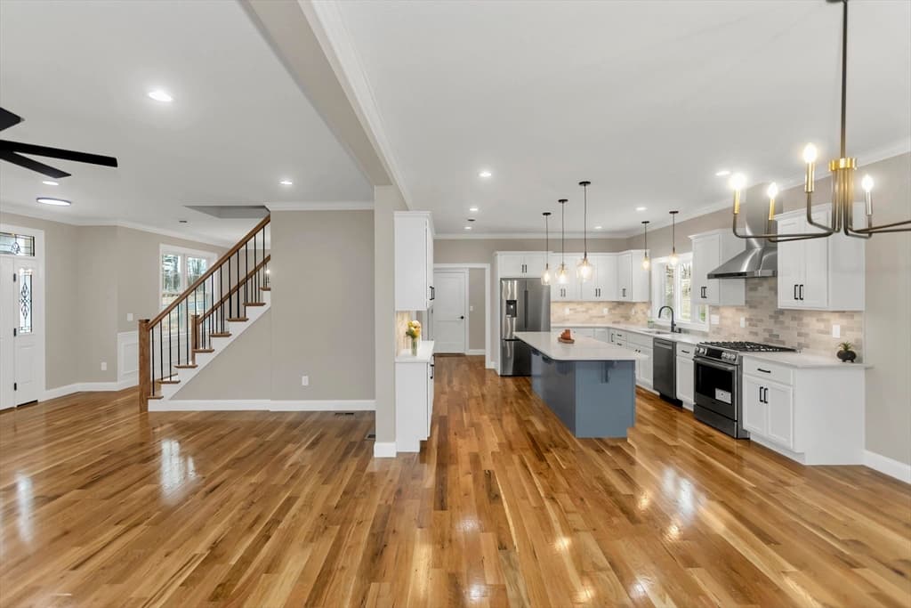 Single Family Residence at 1 Scarlett Drive, East Longmeadow MA 01028, East Longmeadow, photo 8 of 42