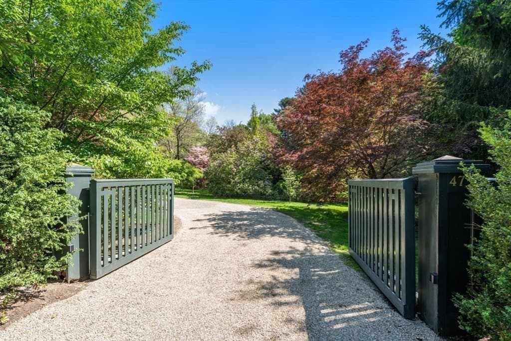 475 Glen Rd, Weston MA 02493 photo 4