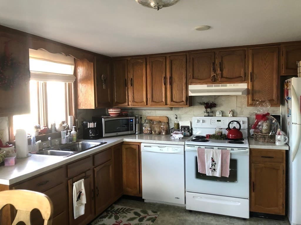 Commercial Sale at 8-10 Pleasant Street, Leicester MA 01524, photo 7 of 34