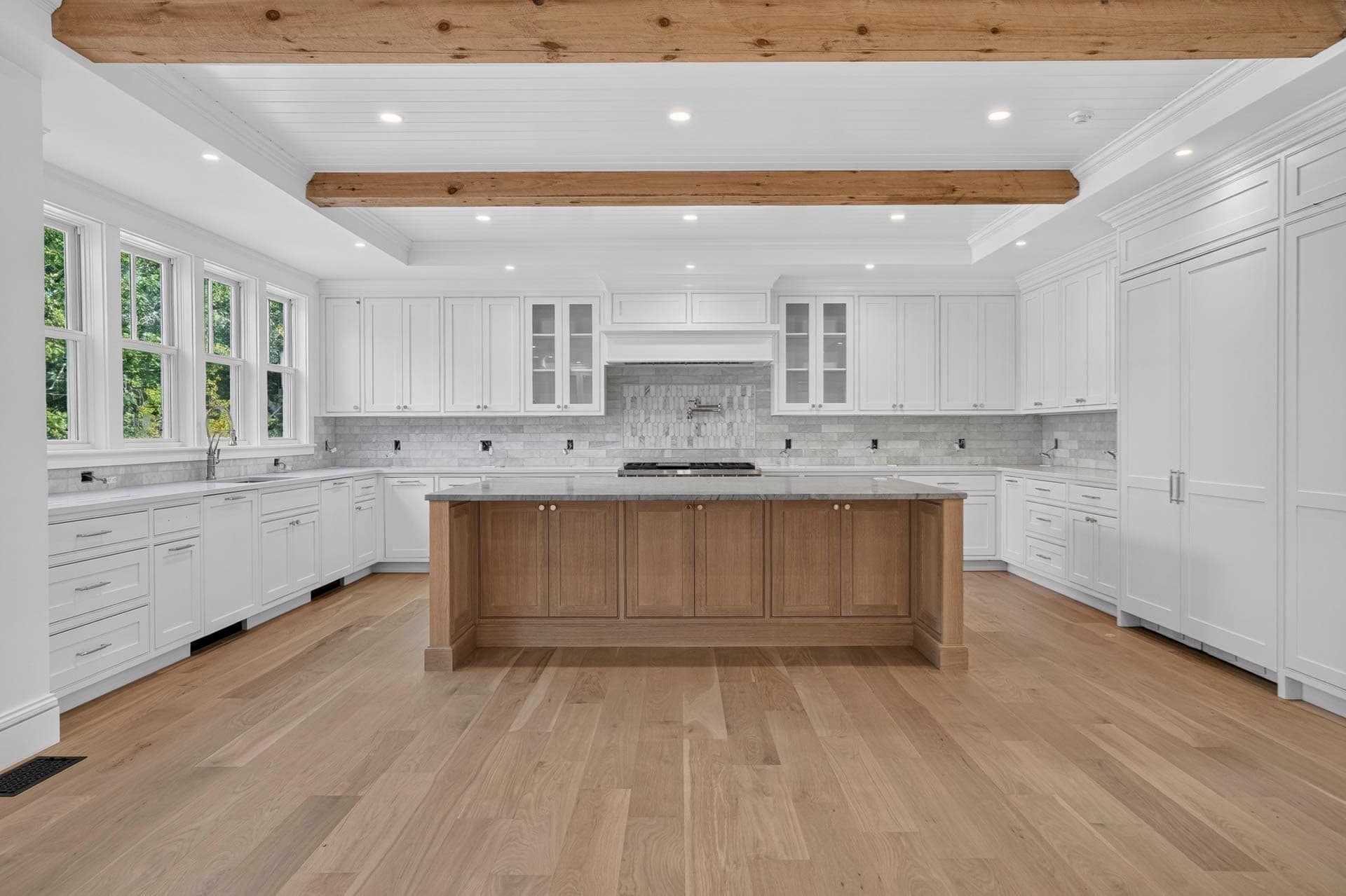 Multi Family at 9 Suttons Way, Edgartown MA 02539, photo 6 of 41