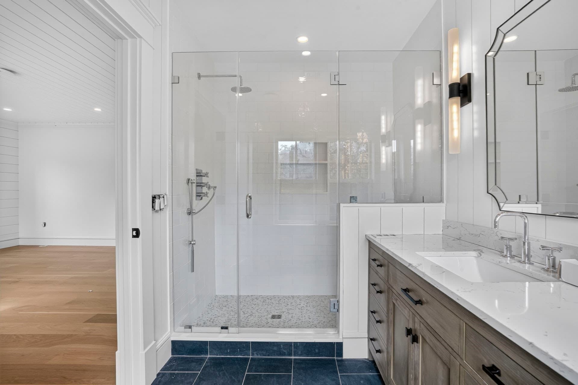 Multi Family at 9 Suttons Way, Edgartown MA 02539, photo 19 of 41