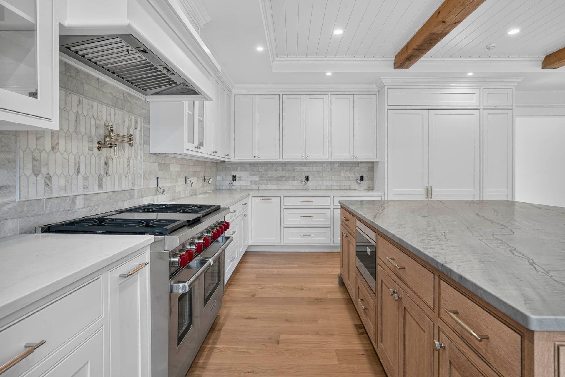 Multi Family at 9 Suttons Way, Edgartown MA 02539, photo 8 of 41