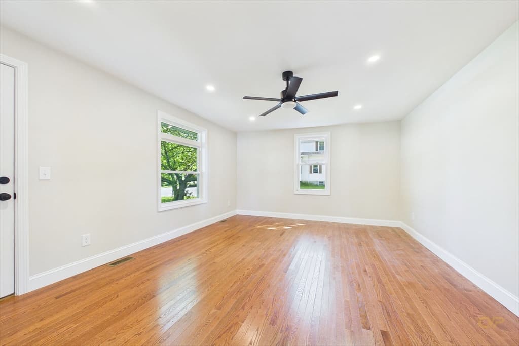 44 Wing Rd, Acushnet MA 02743 photo 6
