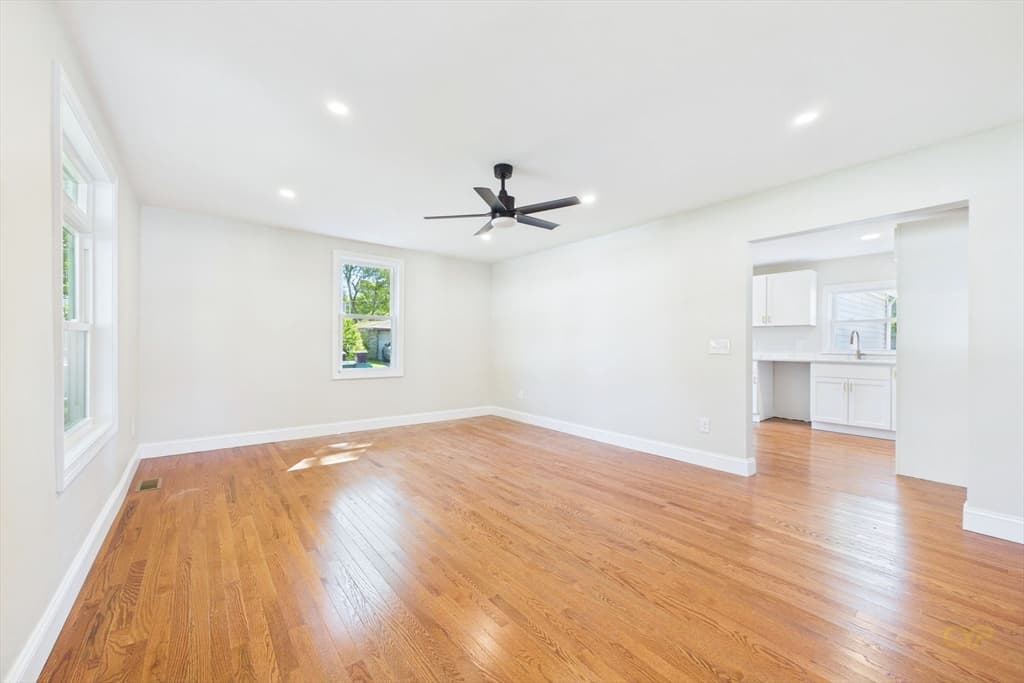 44 Wing Rd, Acushnet MA 02743 photo 7