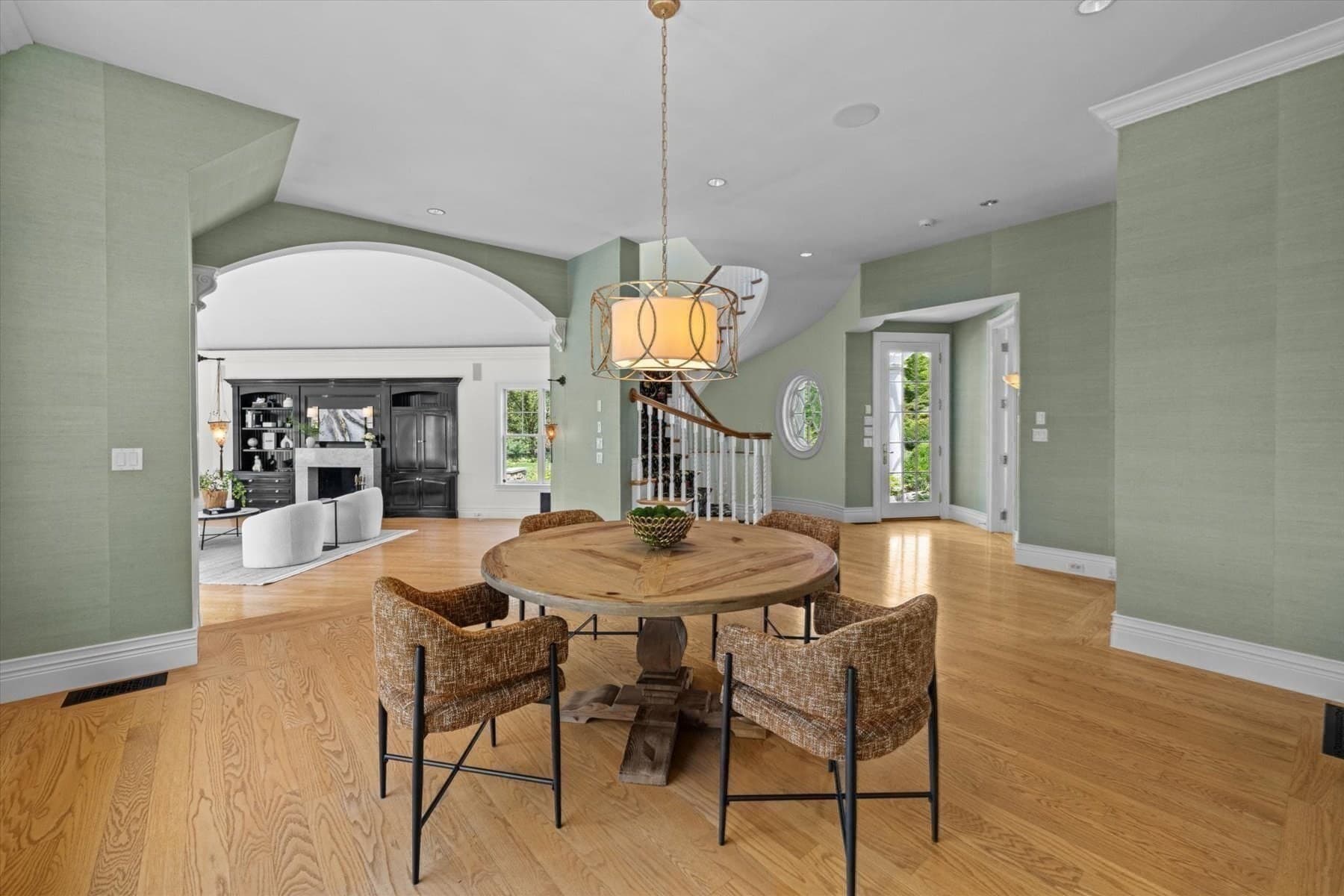 Single Family Residence at 10 Andrea Dr, Hopkinton MA 01748, photo 22 of 42