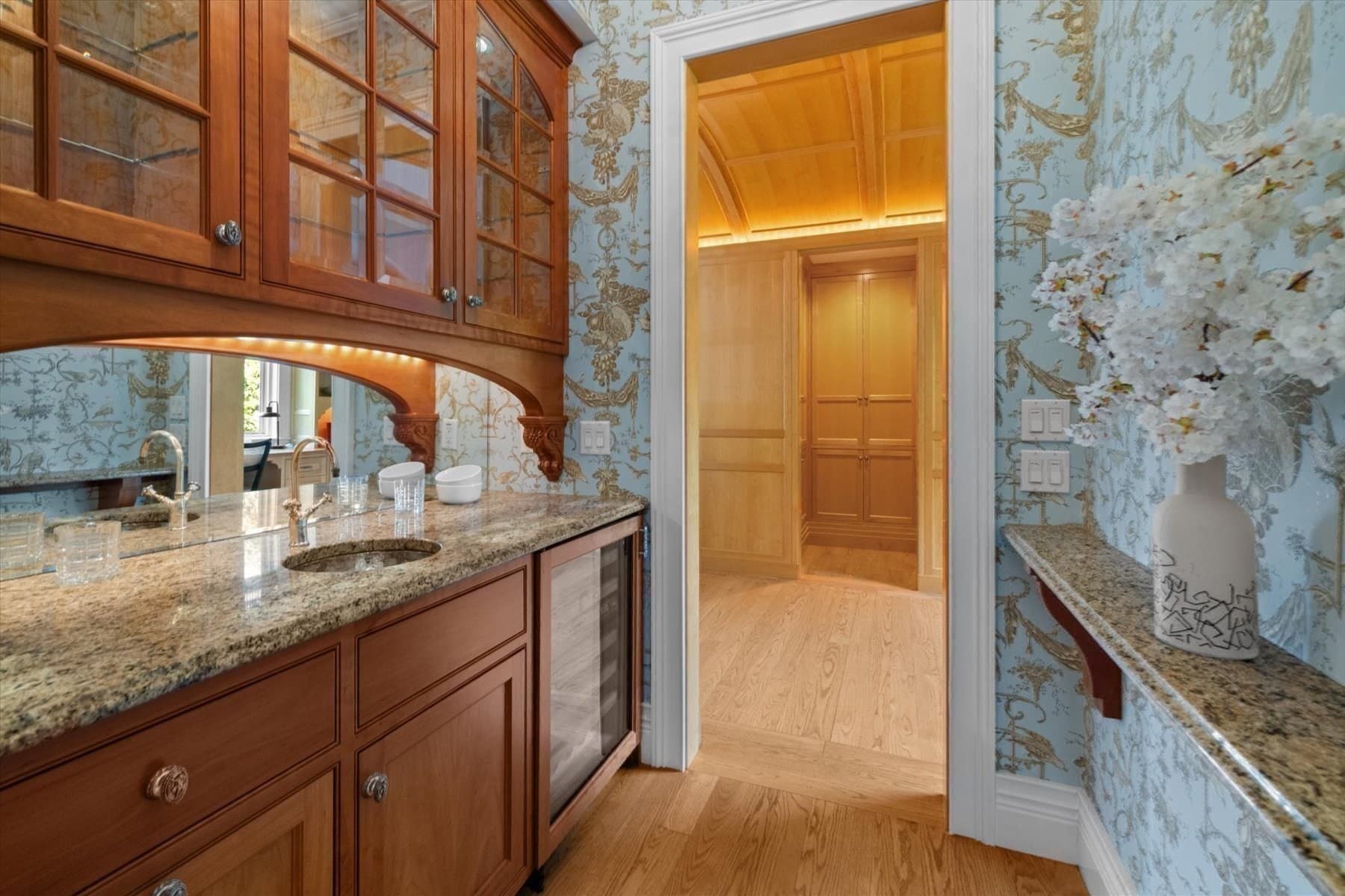 Single Family Residence at 10 Andrea Dr, Hopkinton MA 01748, photo 18 of 42