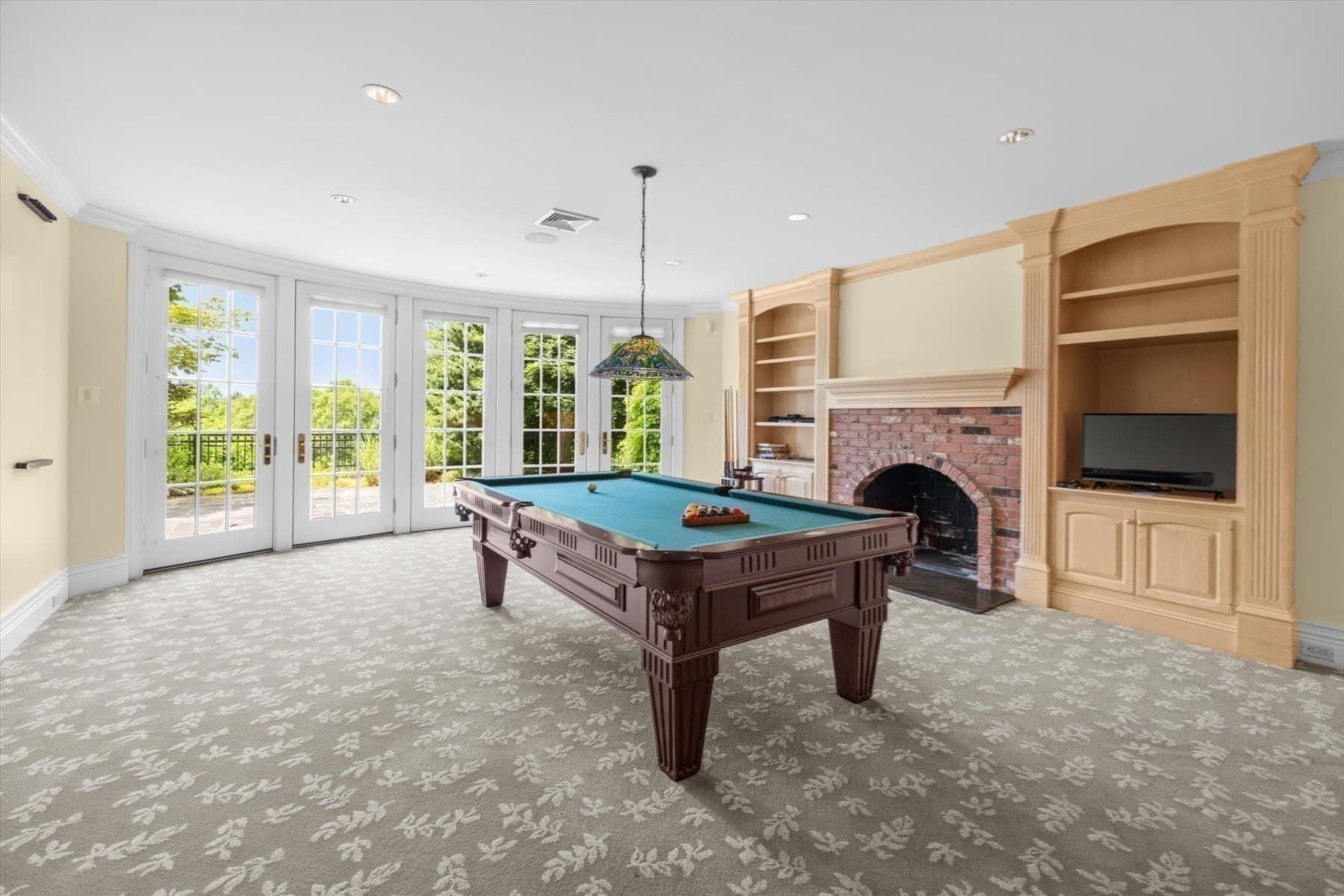 Single Family Residence at 10 Andrea Dr, Hopkinton MA 01748, photo 35 of 42