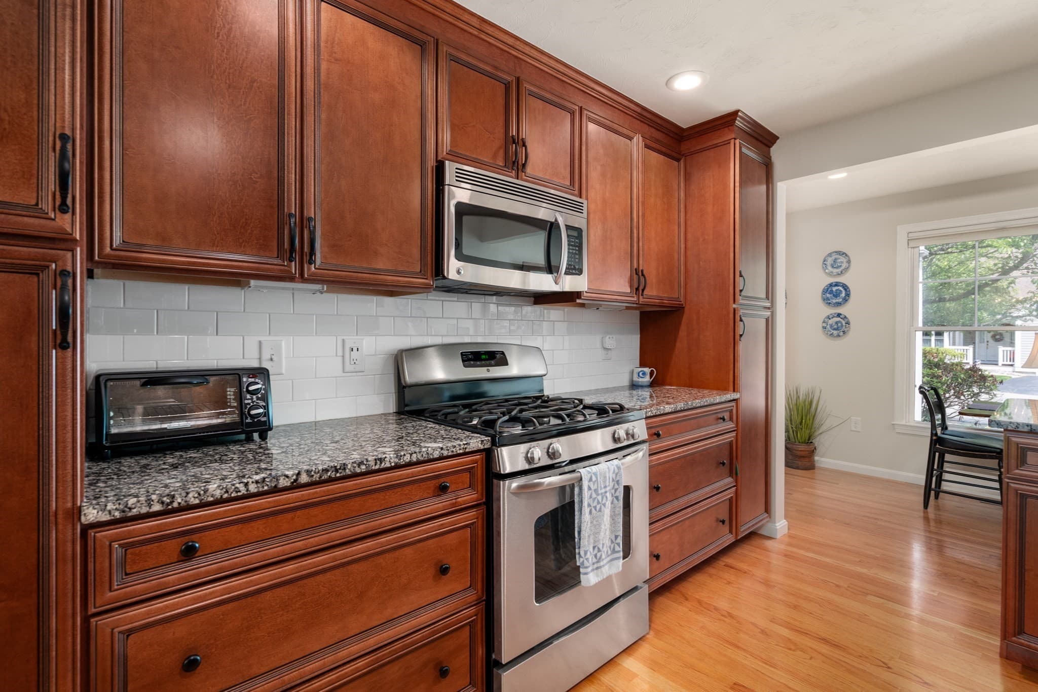 Condominium at 3 Flint Pond Dr # 3, Grafton MA 01536, photo 8 of 41