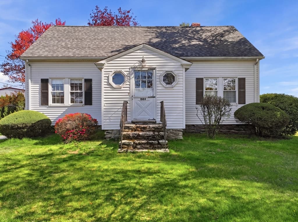 Single Family Residence at 1503 Grafton Rd, Millbury MA 01527, Millbury, photo 2 of 23