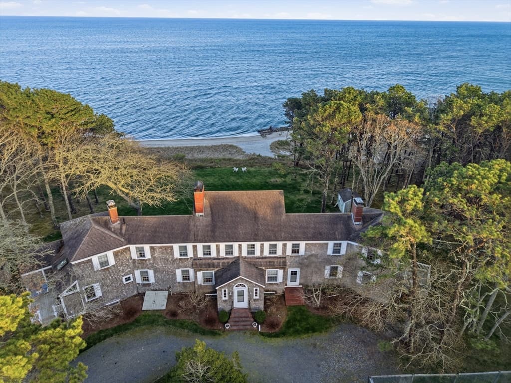 190 Vineyard Road, Barnstable MA 02635 photo 2