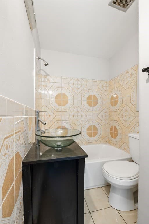 Multi Family at 3 Ware St, Boston MA 02125, photo 12 of 34