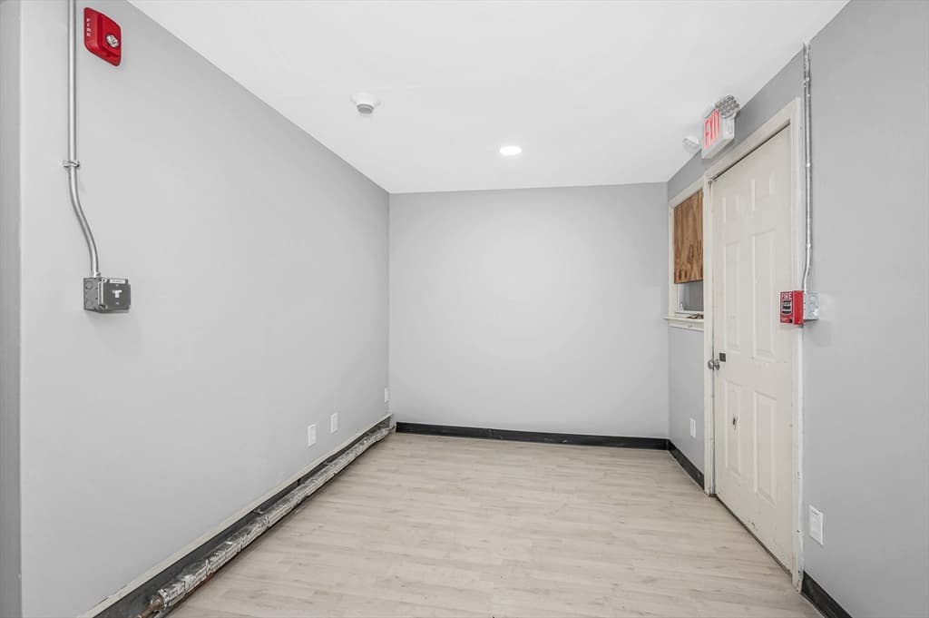 230 Cumberland Rd, Lowell MA 01850 photo 28
