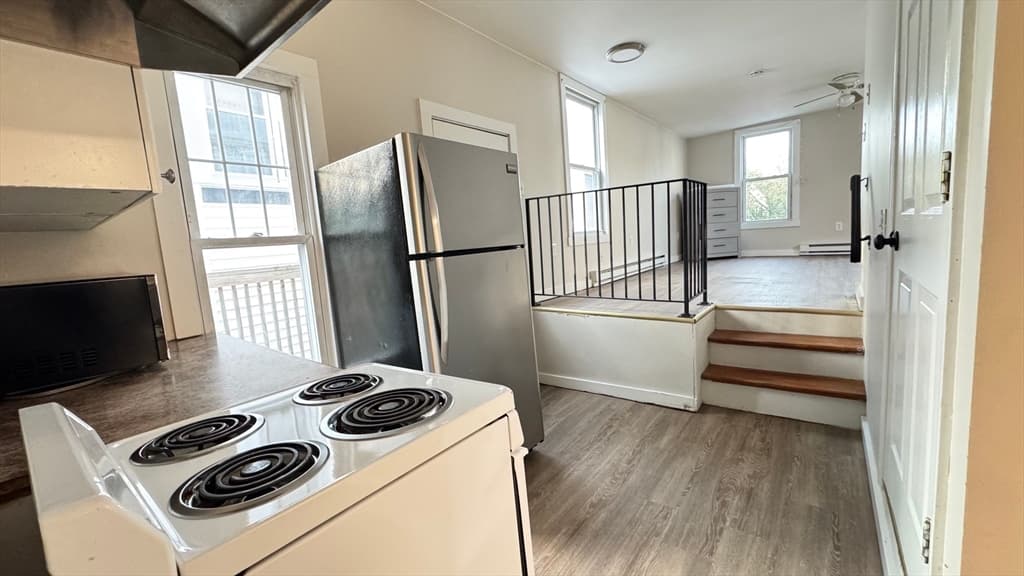 230 Cumberland Rd, Lowell MA 01850 photo 33