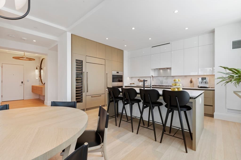 Condominium at 380 Harrison Ave # 12J, Boston MA 02118, photo 6 of 42