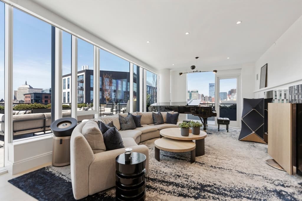 Condominium at 380 Harrison Ave # 12J, Boston MA 02118, photo 12 of 42