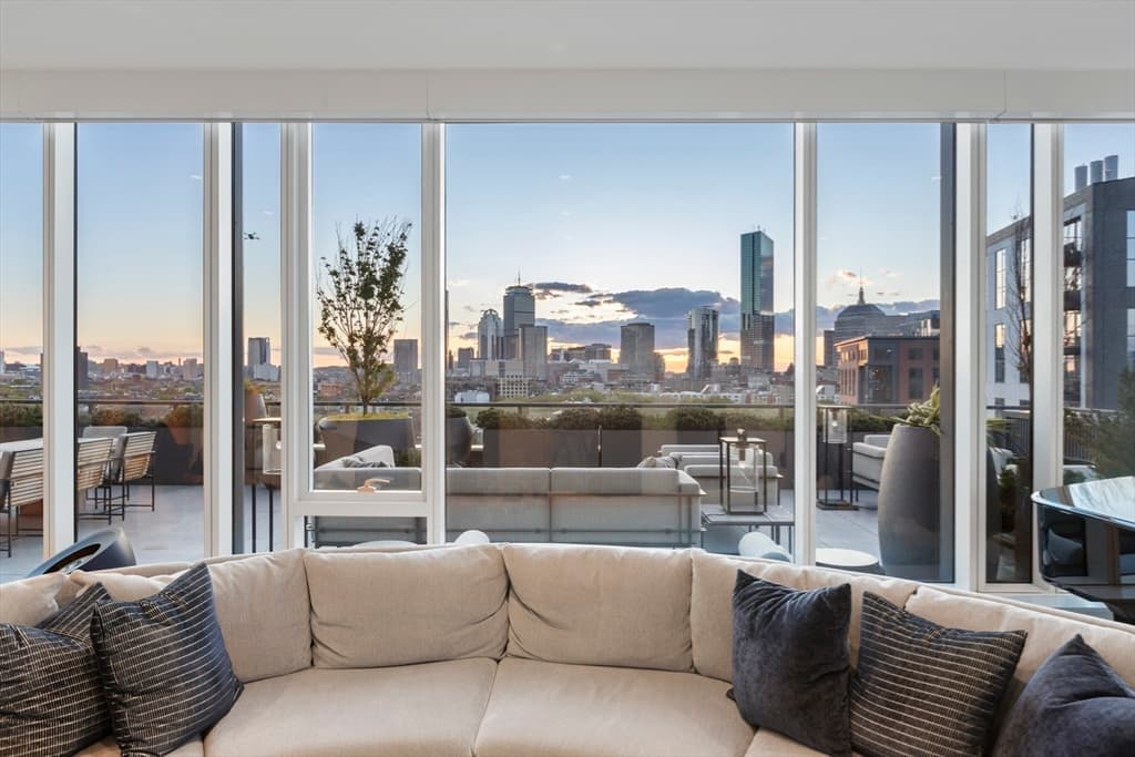 Condominium at 380 Harrison Ave # 12J, Boston MA 02118, photo 14 of 42
