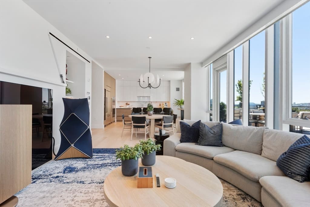 Condominium at 380 Harrison Ave # 12J, Boston MA 02118, photo 15 of 42