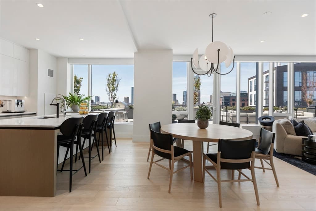 Condominium at 380 Harrison Ave # 12J, Boston MA 02118, photo 8 of 42
