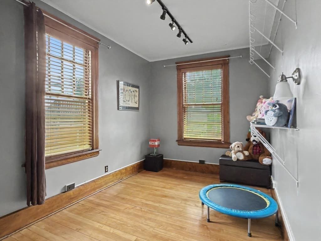 4 Westland St, Worcester MA 01602 photo 25