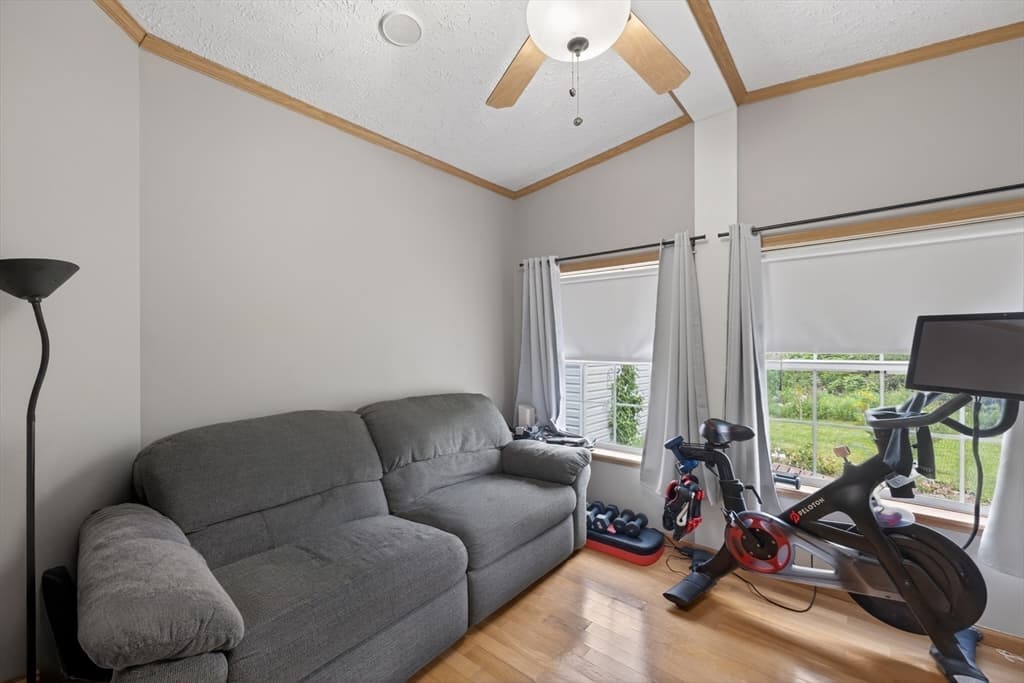 96 Songbird Ln, Tiverton RI 02878 photo 23