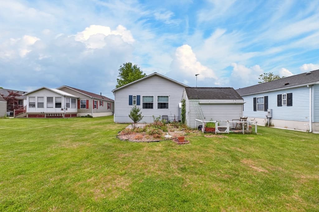 96 Songbird Ln, Tiverton RI 02878 photo 26