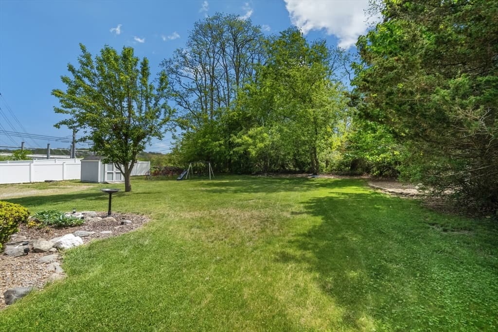 394 Lees River Ave, Somerset MA 02725 photo 4